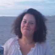 helderziende Esther- Hallo lieve mensen.
Mijn naam is medium Esther. Vanaf kleins af aan ben ik heldervoelend en helderwetend medium. Ben heel hoogsensitief en kan via energie me afstemmen op andere mensen. Ik werk met duidelijke vragen en namen. Kan ook op situaties invoelen en werk met name met de lenormandkaarten. Nieuwsgierig geworden. Probeer het gerust uit. Heel graag tot horens, Medium Esther. 4 minuten gratis consult met onze helderzienden bij eerste kredietoplading. Helderziende hulplijn waar een helderziende  je   inzicht en    antwoord geeft. Bij aanmaak van een gratis account, ontvangt u 4 gratis minuten bij eerste kredietoplading om   te bellen met een   helderziende.